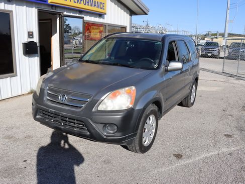 Used 2006 Honda CR-V EX image 2