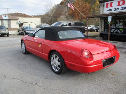 Used 2004 Ford Thunderbird LX image 8