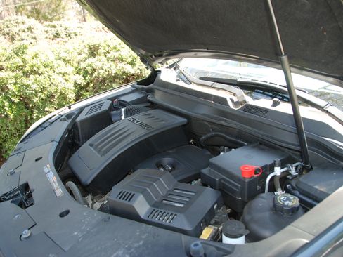 Used 2017 Chevrolet Equinox LS image 15