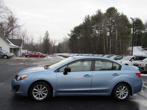 Used 2012 Subaru Impreza 2.0i Premium image 3
