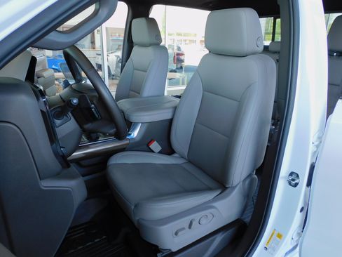 Used 2024 Chevrolet Silverado 1500 LT Trail Boss image 25