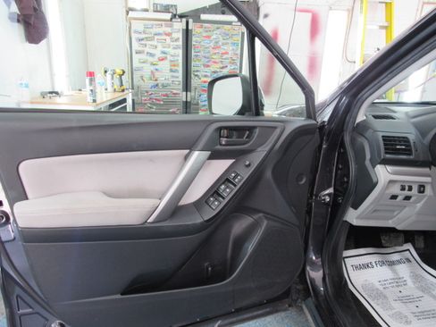 Used 2015 Subaru Forester 2.5i Premium image 14