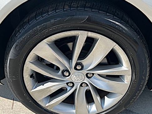 Used 2016 Buick Regal Leather image 21