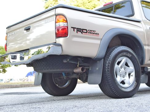 Used 2004 Toyota Tacoma 2WD Double Cab PreRunner V6 image 32