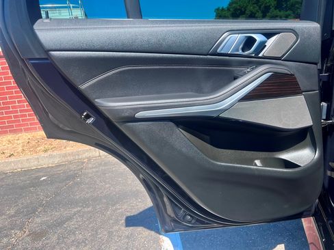 Used 2021 BMW X5 xDrive40i image 18