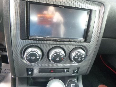 Used 2011 Dodge Challenger R/T image 15