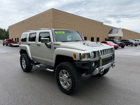 Used 2008 HUMMER H3 Alpha AWD/4WD image 3