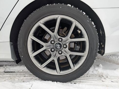 Used 2018 Hyundai Sonata Limited image 5