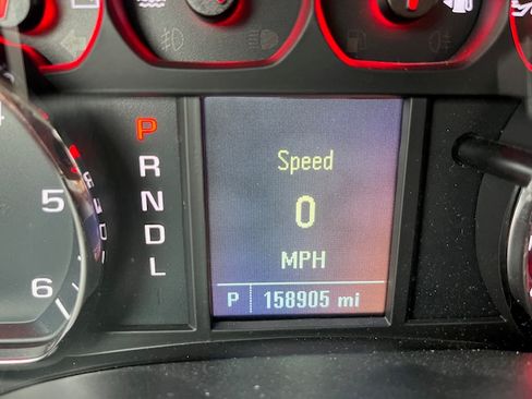 Used 2017 Chevrolet Silverado 1500 Custom image 9