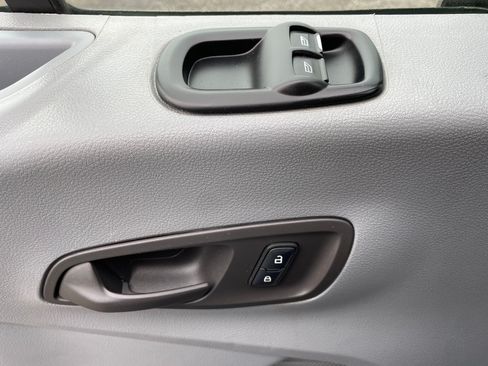 Used 2018 Ford Transit 350 image 14