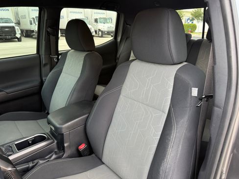 Used 2021 Toyota Tacoma TRD Sport RWD image 81