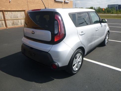 Used 2016 Kia Soul image 6