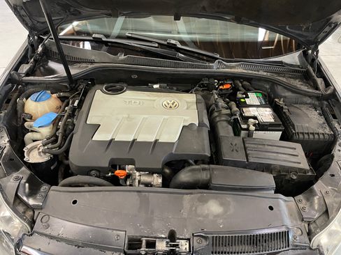 Used 2013 Volkswagen Golf TDI image 14