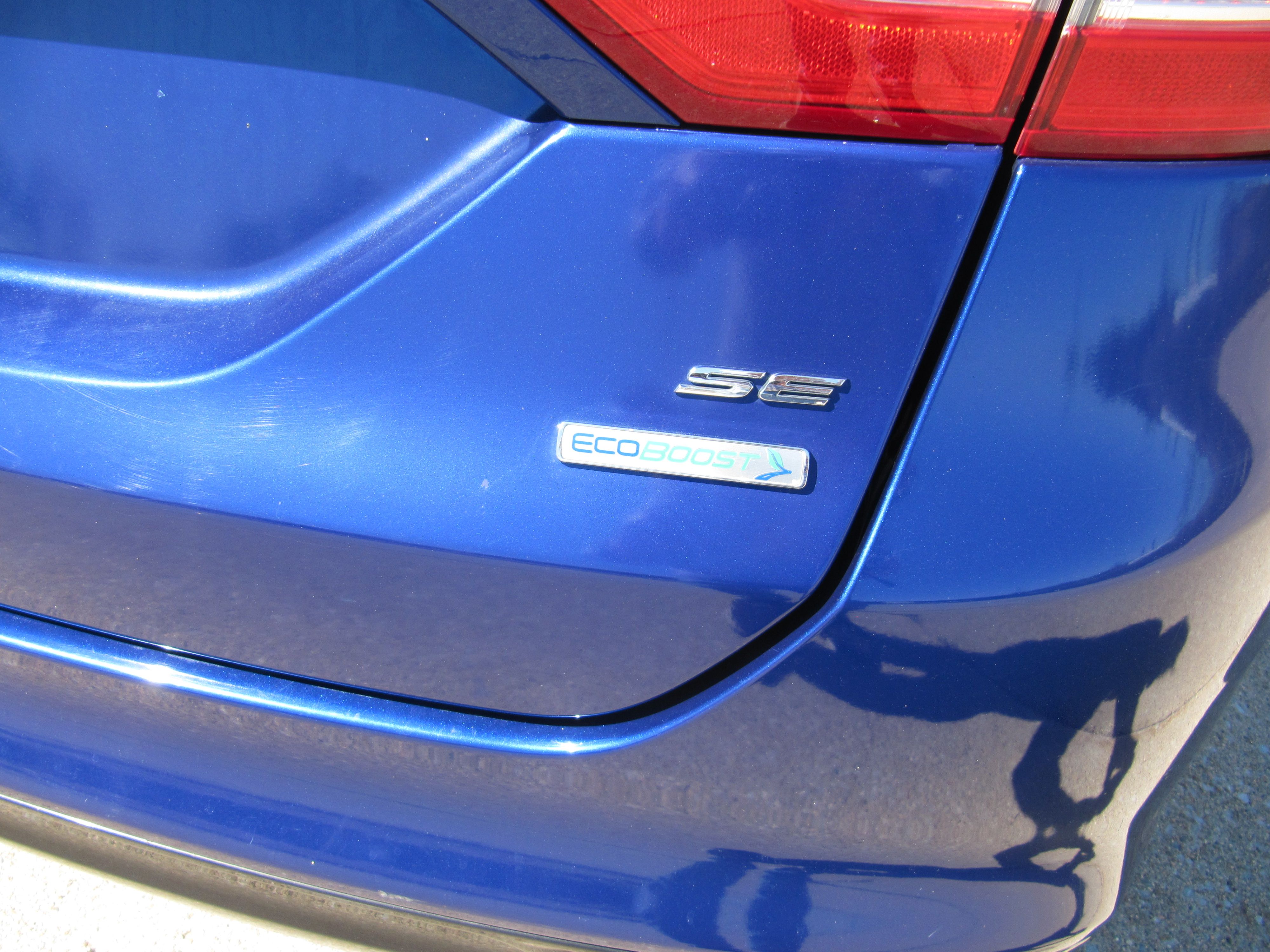 Used 2015 Ford Fusion SE FWD image 8