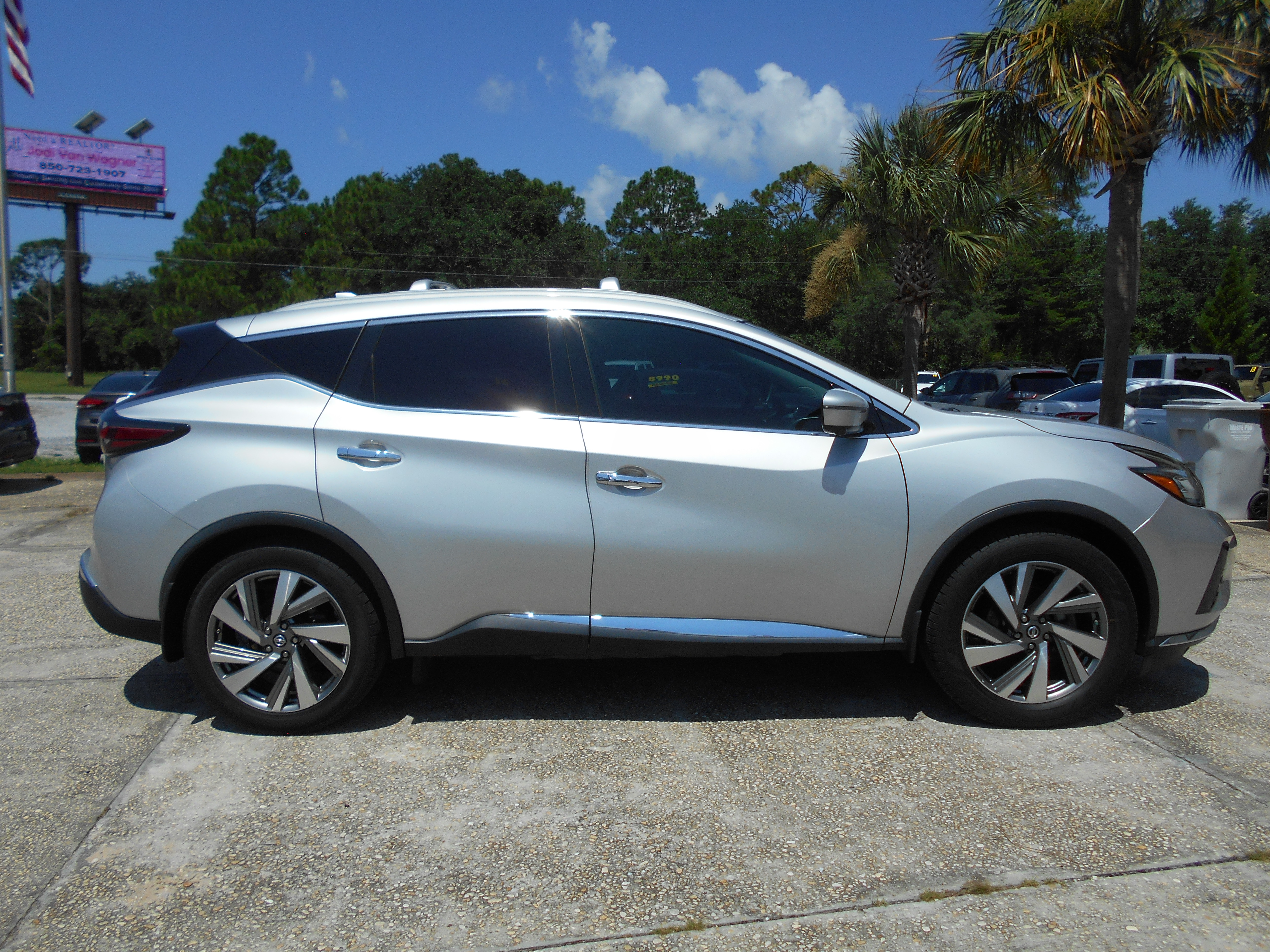 Used 2019 Nissan Murano SL FWD image 4