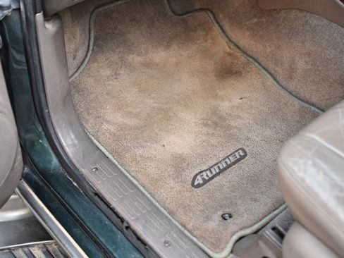 Used 1999 Toyota 4Runner Limited image 26