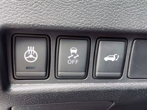 Used 2017 Nissan Murano AWD Platinum image 11