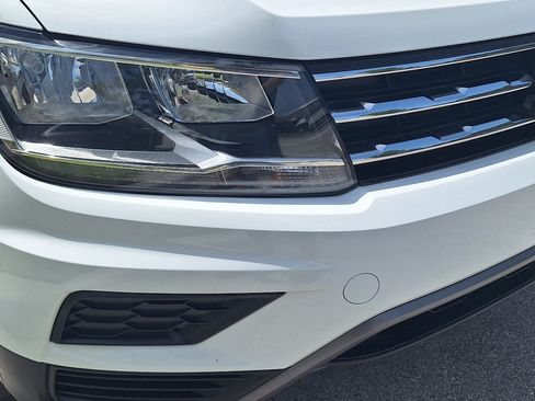 Used 2020 Volkswagen Tiguan FWD image 9
