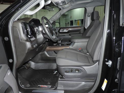 Used 2026 Chevrolet Silverado 1500 RST image 41