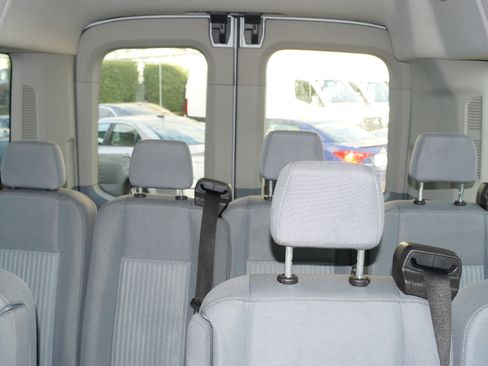 Used 2017 Ford Transit 350 image 9