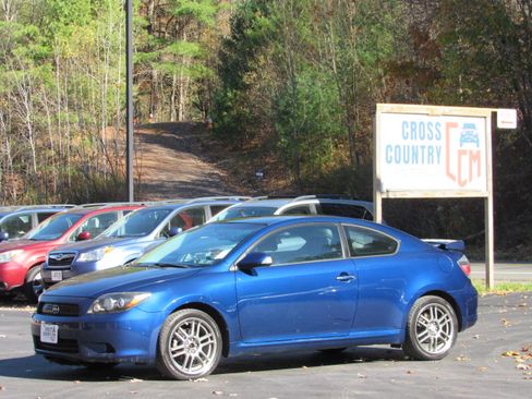 Used 2008 Scion tC image 2