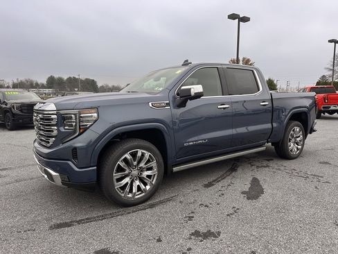 New 2026 GMC Sierra 1500 Denali image 2