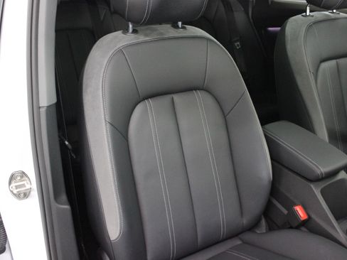 Used 2023 Audi Q4 e-tron Premium Plus image 46