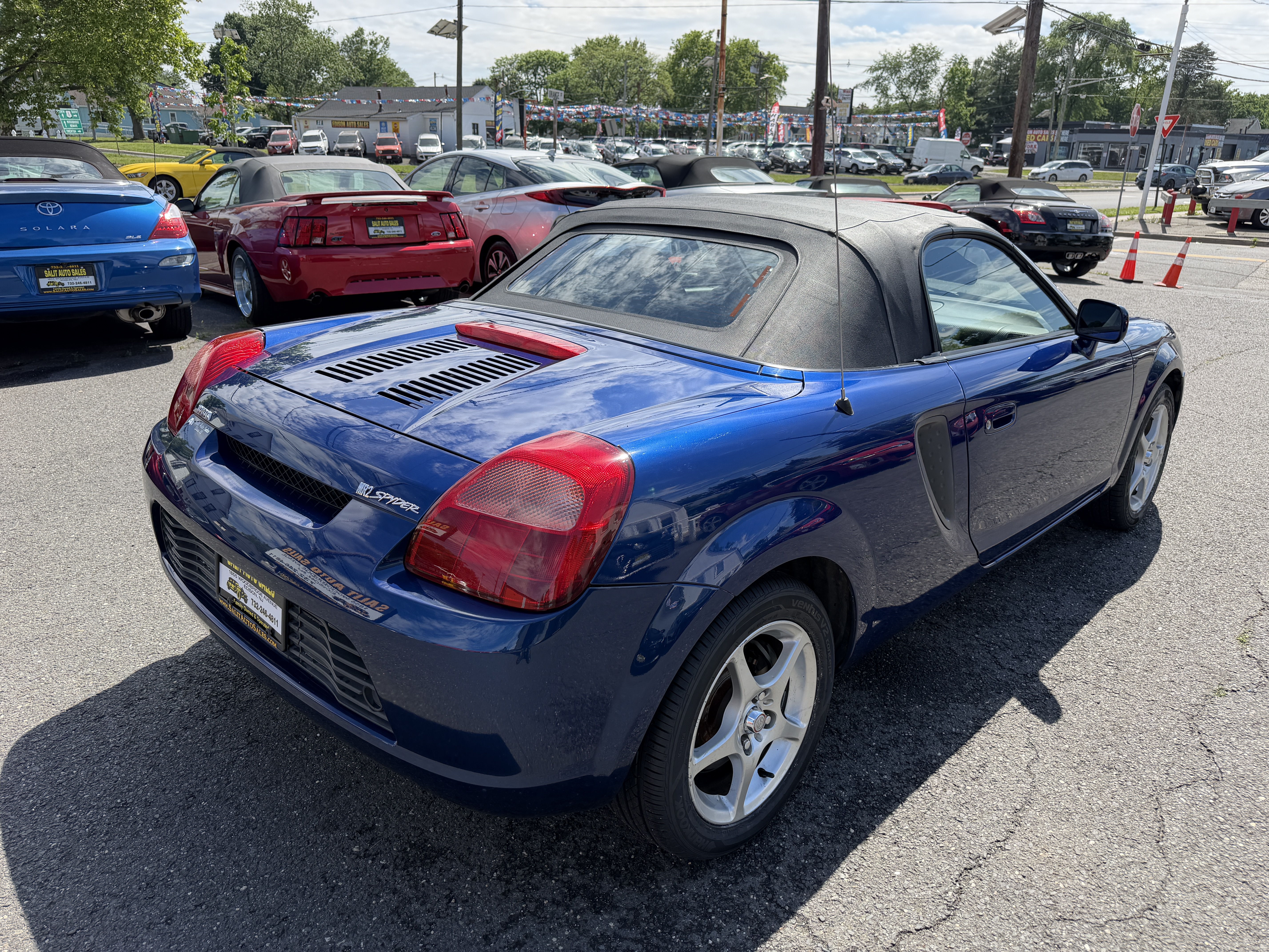 Used 2002 Toyota MR2 Spyder UNAVAIL RWD image 24