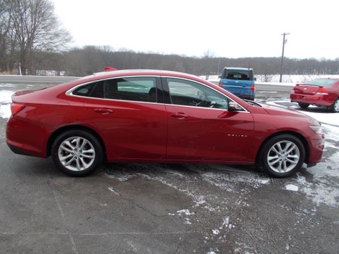 Used 2016 Chevrolet Malibu LT image 4