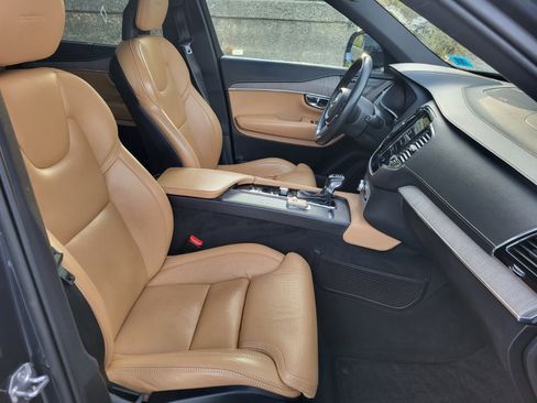 Used 2020 Volvo XC90 AWD T6 Inscription image 7