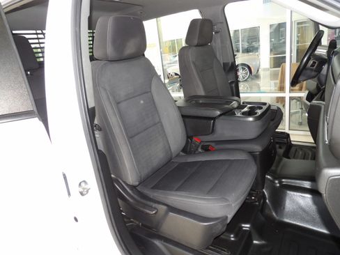 Used 2024 Chevrolet Silverado 2500 LT image 25