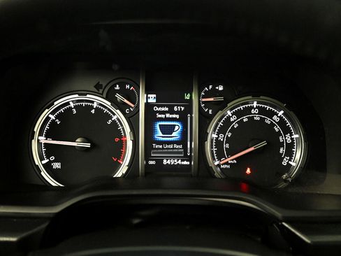 Used 2022 Toyota 4Runner TRD Off-Road Premium image 30