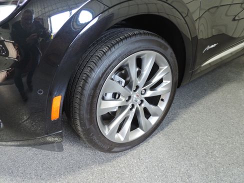 Used 2023 Buick Envision Avenir image 15