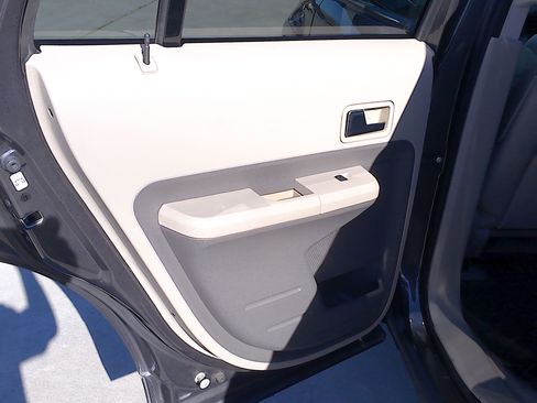 Used 2007 Ford Edge SEL image 10