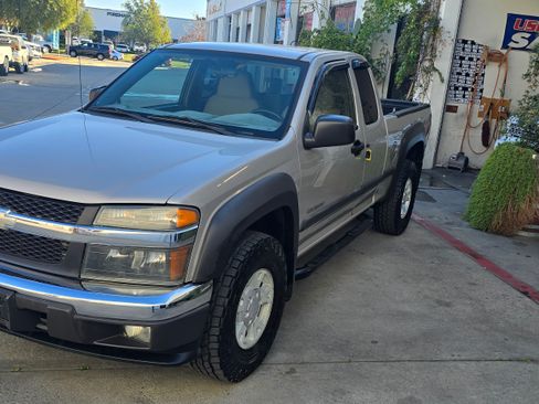 Used 2004 Chevrolet Colorado Z71 image 25