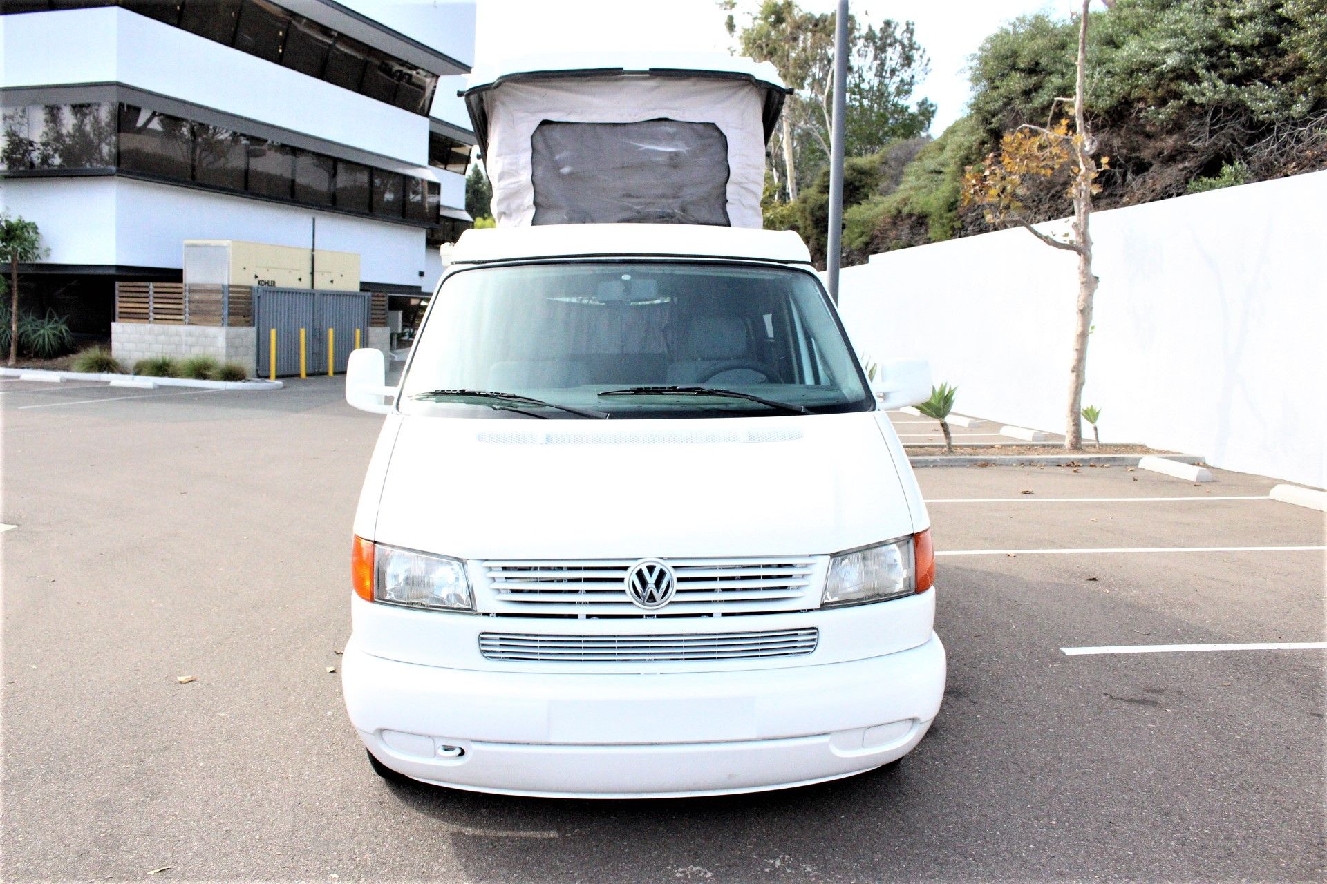 Used 1997 Volkswagen Eurovan Camper FWD image 3