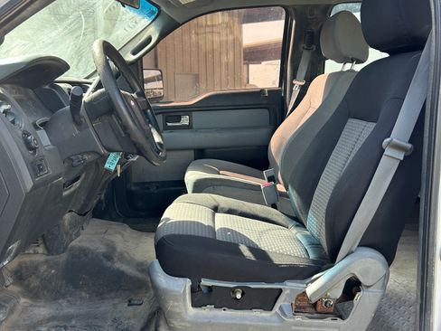 Used 2013 Ford F150 4x4 SuperCrew image 4