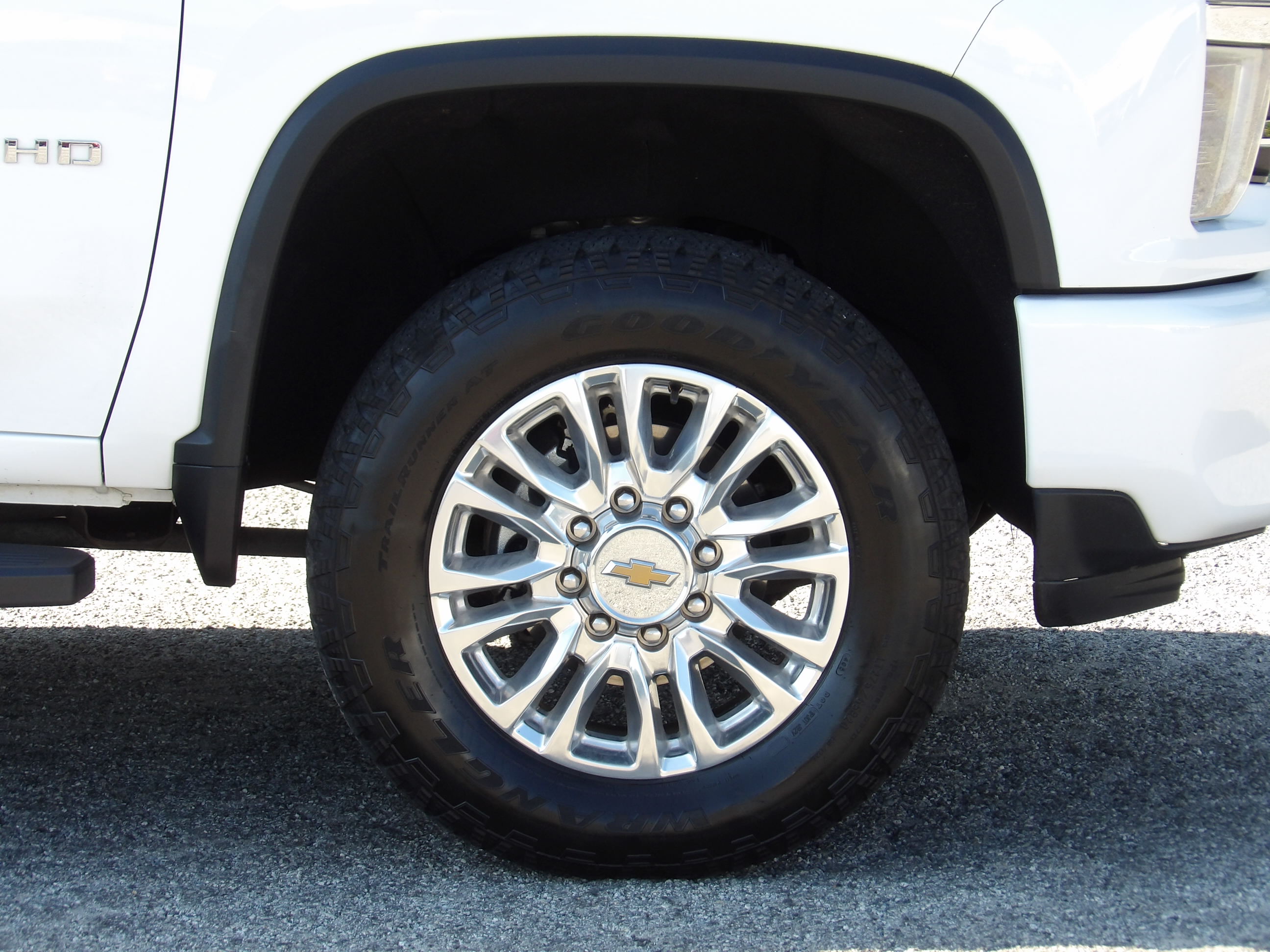 Used 2022 Chevrolet Silverado 2500 4x4 Crew Cab High Country image 16
