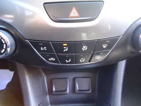 Used 2016 Chevrolet Cruze LT Sedan FWD image 13
