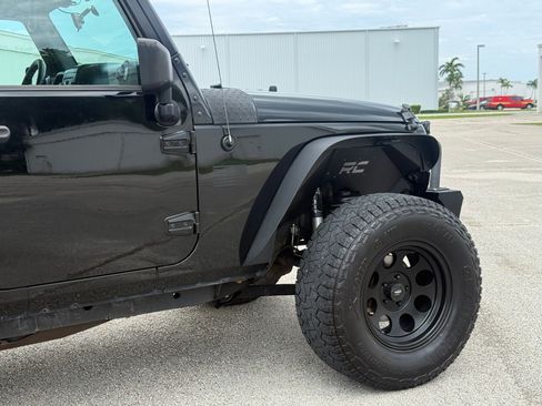 Used 2017 Jeep Wrangler Sport AWD/4WD image 47