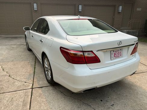 Used 2012 Lexus LS 460 AWD image 3