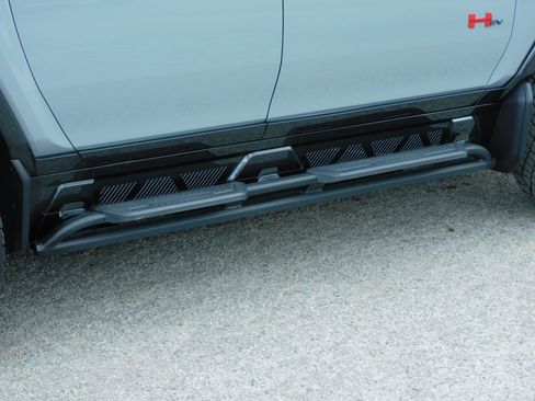 Used 2025 GMC Hummer EV 3X image 17