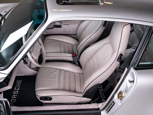 Used 1989 Porsche 911 Carrera image 61