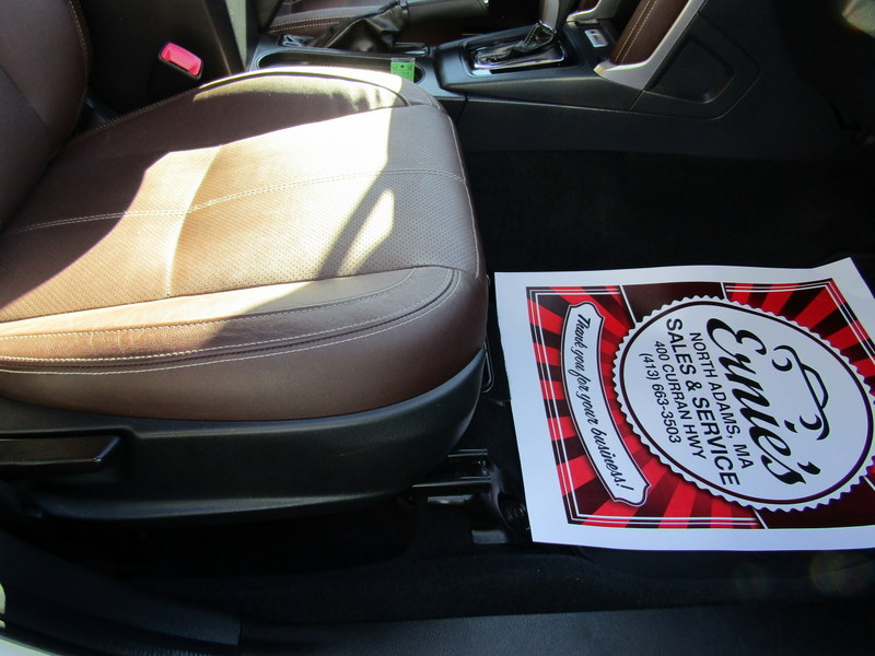 Used 2017 Subaru Forester 2.5i Touring AWD/4WD image 18