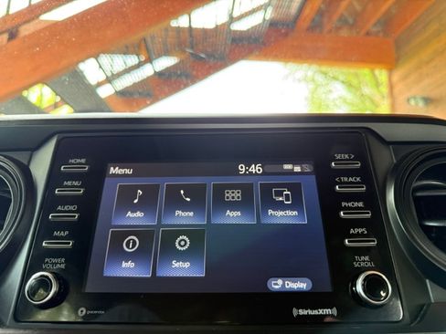 Used 2021 Toyota Tacoma 4x4 Double Cab image 12
