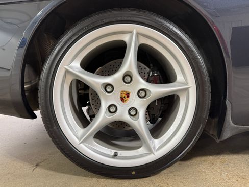 Used 2004 Porsche 911 Coupe 2 wheel drive image 15