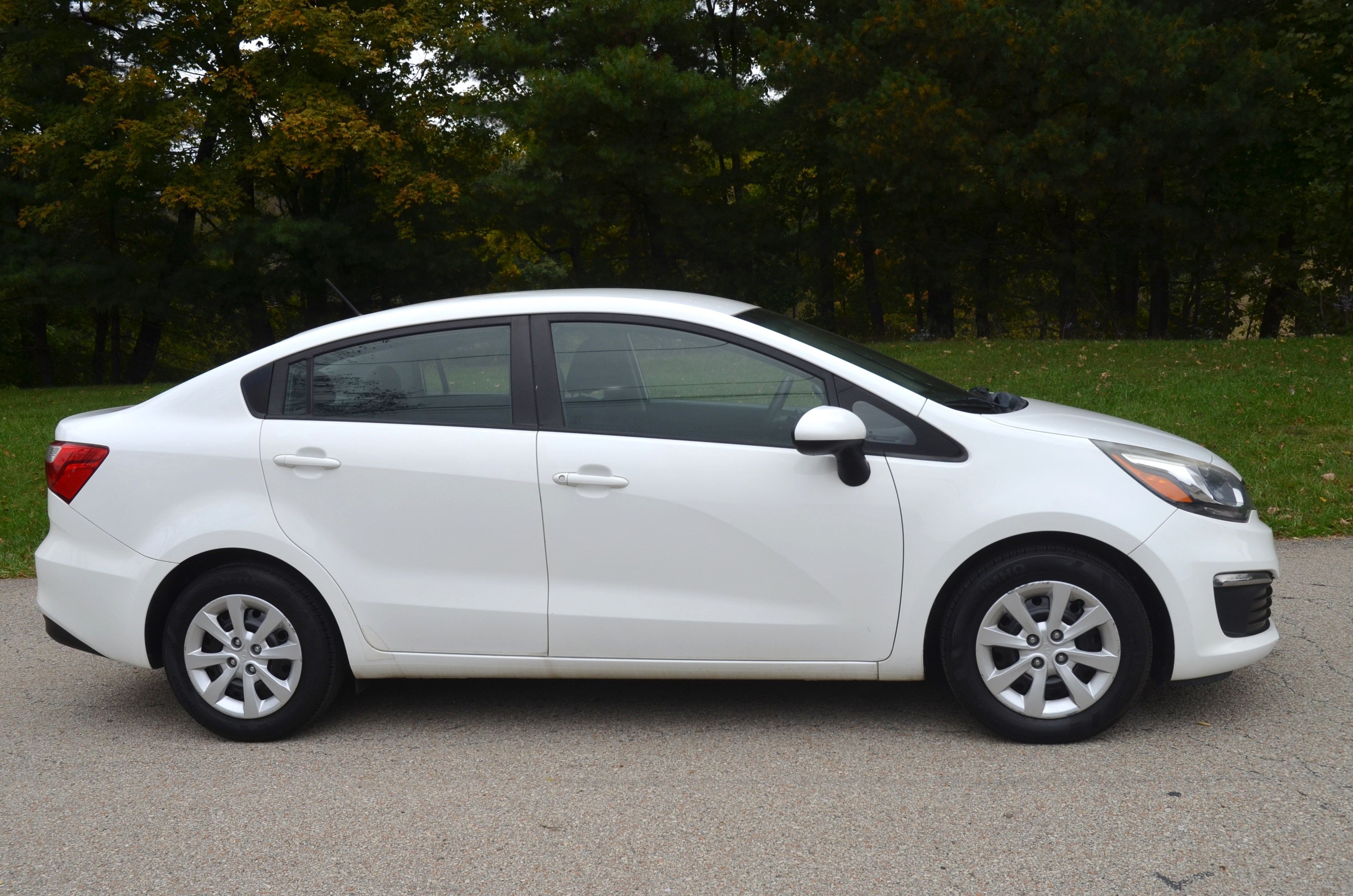 Used 2017 Kia Rio LX Sedan FWD image 6