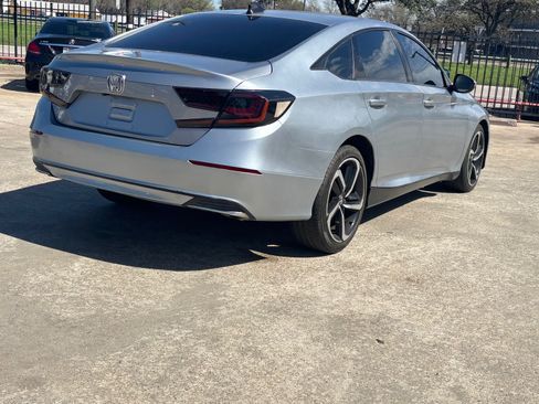 Used 2021 Honda Accord LX image 3