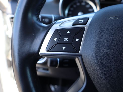 Used 2015 Mercedes-Benz GL 450 image 23