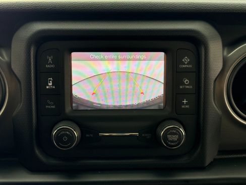 Used 2021 Jeep Wrangler Unlimited Willys image 24